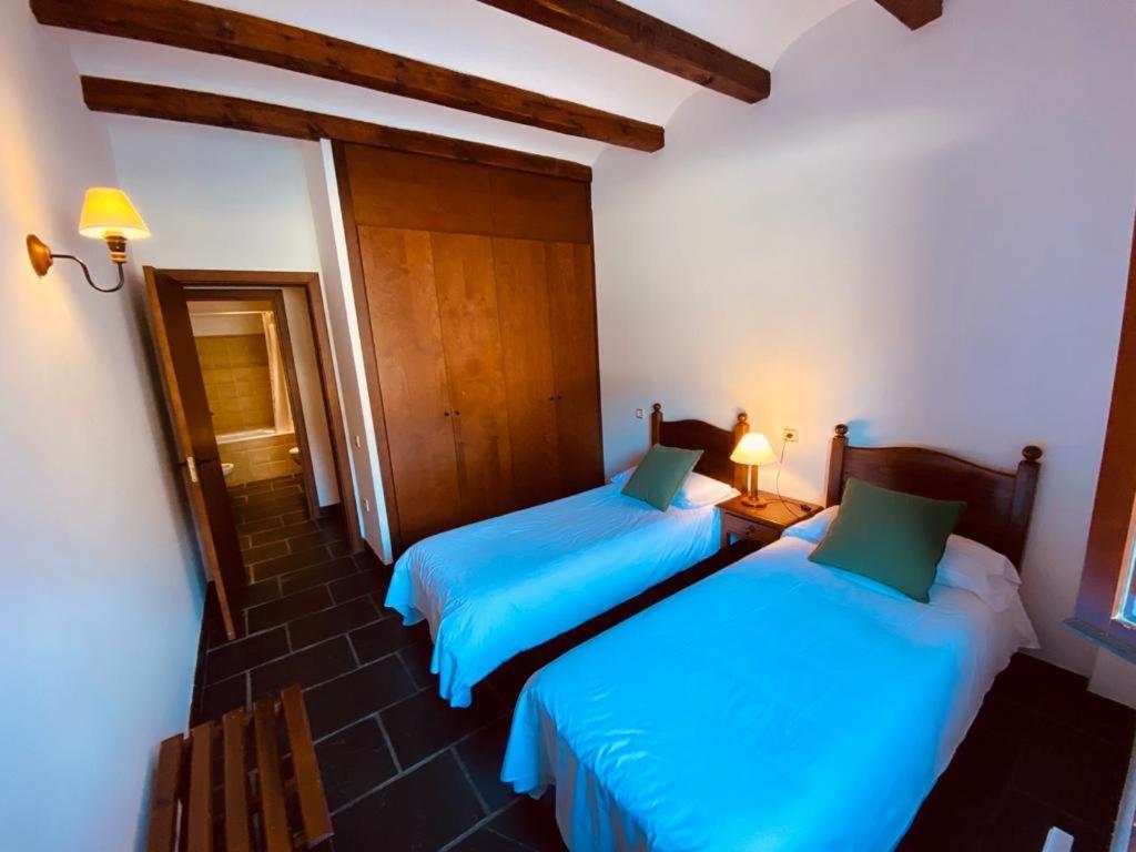 Apartamentos Linsoles Eriste Luaran gambar