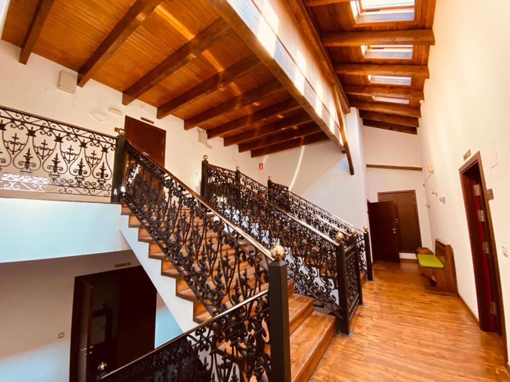 Apartamentos Linsoles Eriste Luaran gambar